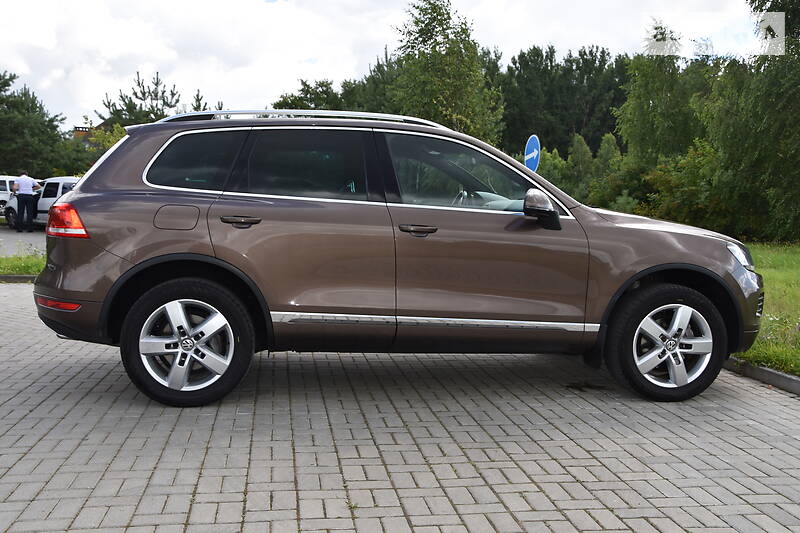 Позашляховик / Кросовер Volkswagen Touareg 2012 в Дрогобичі