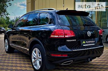 Внедорожник / Кроссовер Volkswagen Touareg 2014 в Николаеве