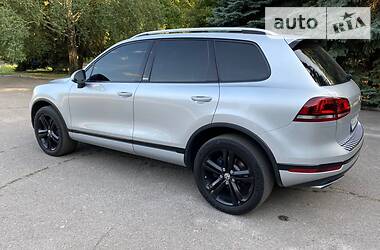 Универсал Volkswagen Touareg 2016 в 