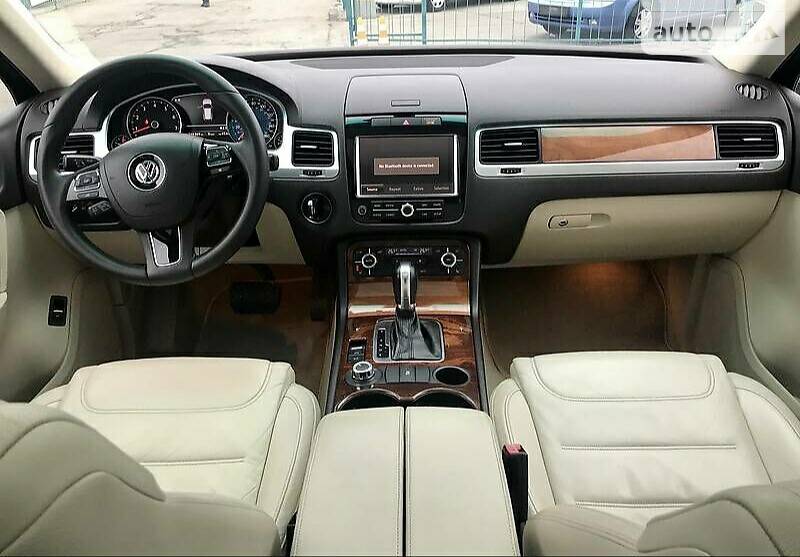 Внедорожник / Кроссовер Volkswagen Touareg 2011 в Киеве фото 5 Внедорожник / Кроссовер Volkswagen Touareg 2011 в Киеве
