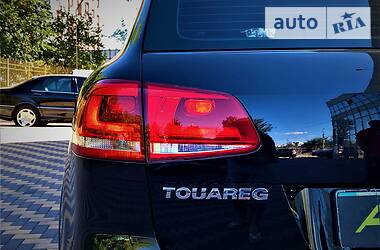 Позашляховик / Кросовер Volkswagen Touareg 2015 в 