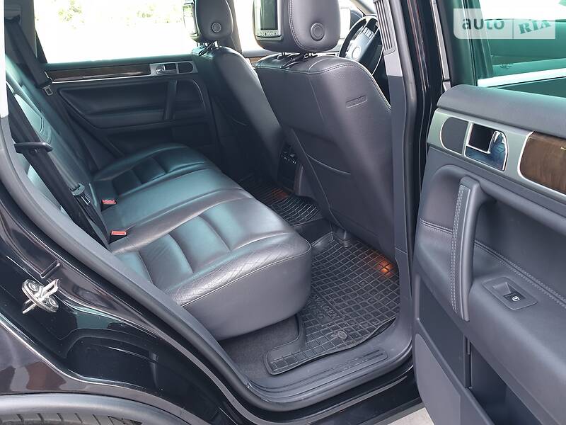 Позашляховик / Кросовер Volkswagen Touareg 2007 в Києві