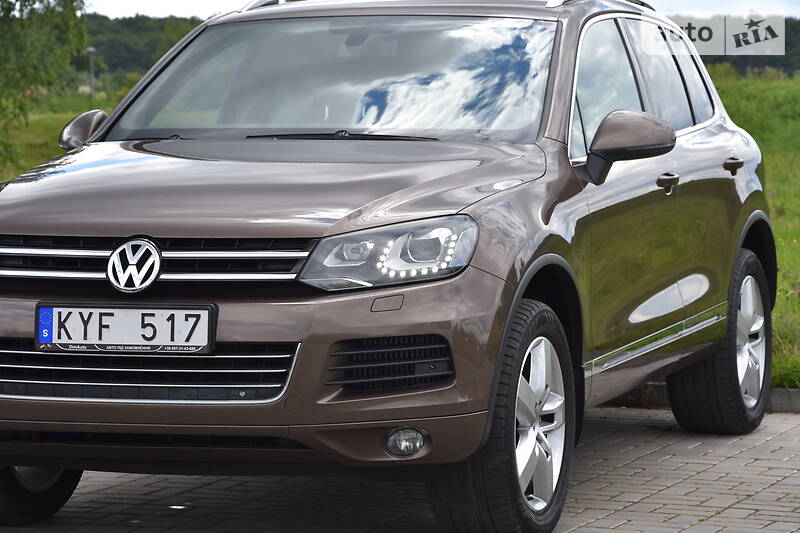 Позашляховик / Кросовер Volkswagen Touareg 2012 в Дрогобичі