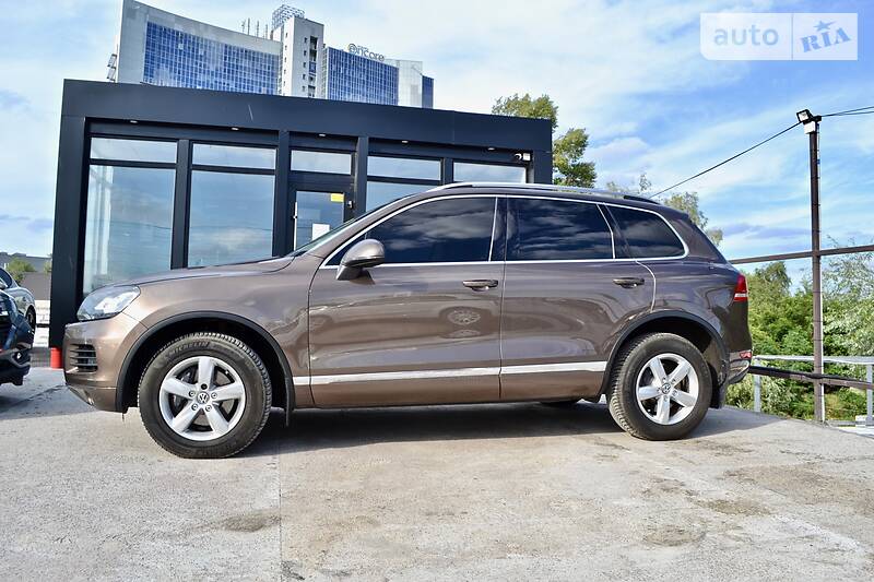 Позашляховик / Кросовер Volkswagen Touareg 2012 в Києві фото 59 Позашляховик / Кросовер Volkswagen Touareg 2012 в Києві