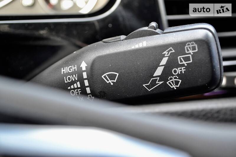 Позашляховик / Кросовер Volkswagen Touareg 2012 в Києві фото 89 Позашляховик / Кросовер Volkswagen Touareg 2012 в Києві