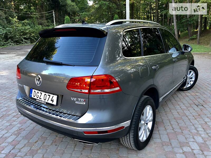Позашляховик / Кросовер Volkswagen Touareg 2015 в Дрогобичі