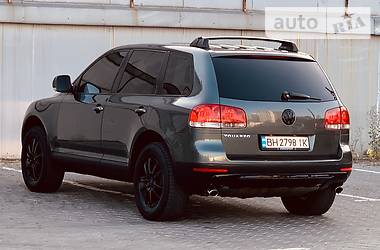 Внедорожник / Кроссовер Volkswagen Touareg 2005 в Одессе