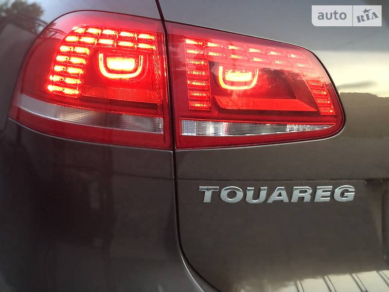 Внедорожник / Кроссовер Volkswagen Touareg 2014 в Киеве