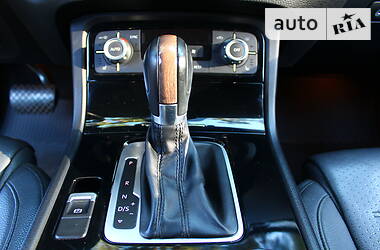 Внедорожник / Кроссовер Volkswagen Touareg 2014 в 