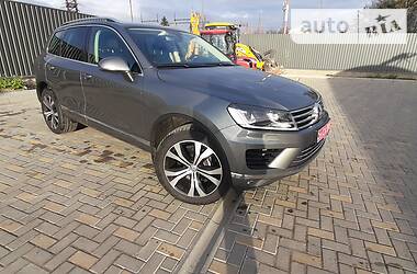 Внедорожник / Кроссовер Volkswagen Touareg 2017 в Виннице