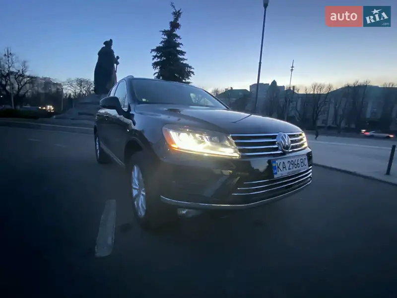 Volkswagen Touareg