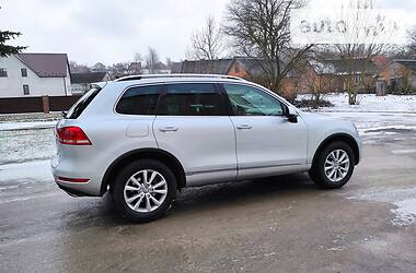 Внедорожник / Кроссовер Volkswagen Touareg 2010 в Збараже