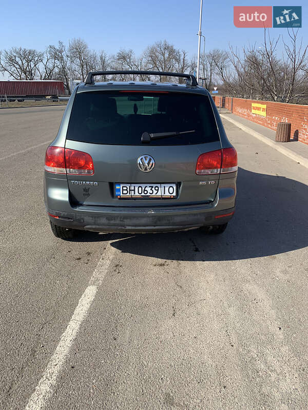 Внедорожник / Кроссовер Volkswagen Touareg 2004 в Одессе