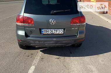 Позашляховик / Кросовер Volkswagen Touareg 2004 в Одесі