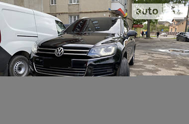 Внедорожник / Кроссовер Volkswagen Touareg 2011 в Городенке