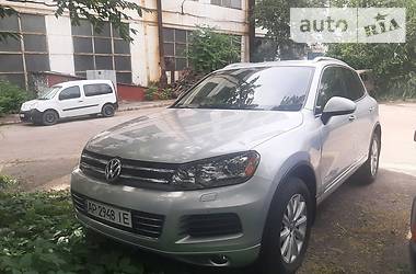 Внедорожник / Кроссовер Volkswagen Touareg 2012 в Запорожье