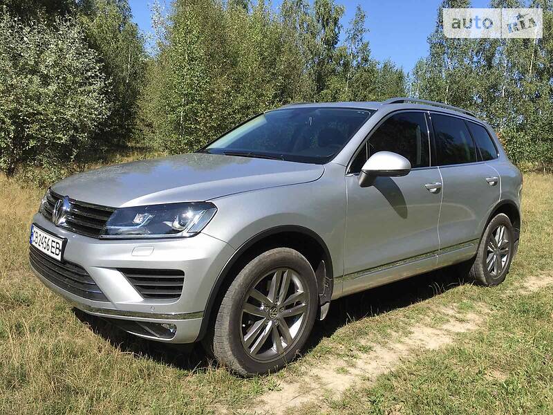 Позашляховик / Кросовер Volkswagen Touareg 2015 в Чернігові фото 9 Позашляховик / Кросовер Volkswagen Touareg 2015 в Чернігові