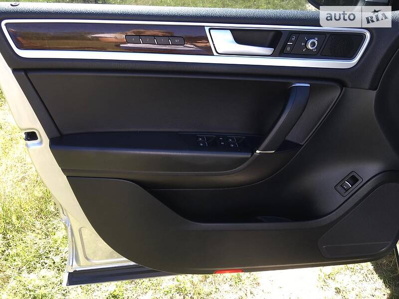 Позашляховик / Кросовер Volkswagen Touareg 2015 в Чернігові фото 26 Позашляховик / Кросовер Volkswagen Touareg 2015 в Чернігові