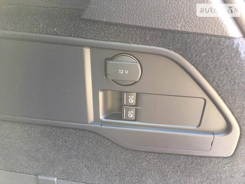 Позашляховик / Кросовер Volkswagen Touareg 2015 в Чернігові фото 36 Позашляховик / Кросовер Volkswagen Touareg 2015 в Чернігові