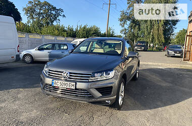 Позашляховик / Кросовер Volkswagen Touareg 2012 в Луцьку