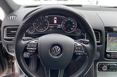 Внедорожник / Кроссовер Volkswagen Touareg 2013 в Ивано-Франковске