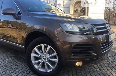 Внедорожник / Кроссовер Volkswagen Touareg 2014 в Староконстантинове