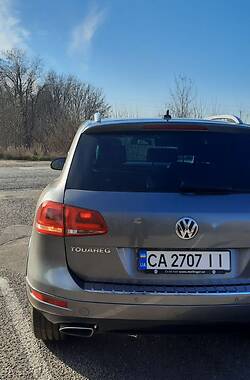 Внедорожник / Кроссовер Volkswagen Touareg 2013 в Черкассах