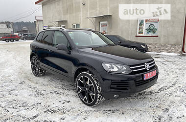 Внедорожник / Кроссовер Volkswagen Touareg 2012 в Луцке