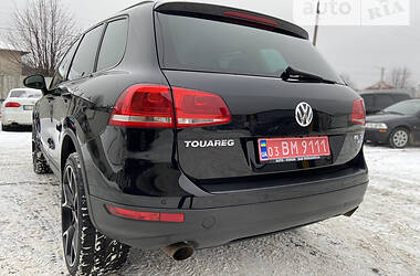 Внедорожник / Кроссовер Volkswagen Touareg 2012 в Луцке