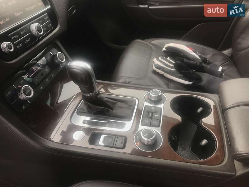 Позашляховик / Кросовер Volkswagen Touareg 2018 в Луцьку фото 13 Позашляховик / Кросовер Volkswagen Touareg 2018 в Луцьку