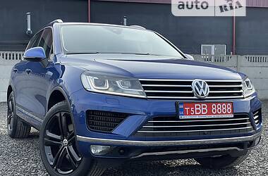 Внедорожник / Кроссовер Volkswagen Touareg 2017 в Луцке
