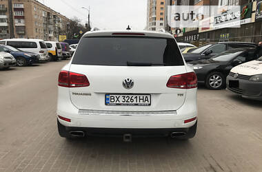 Внедорожник / Кроссовер Volkswagen Touareg 2011 в Хмельницком