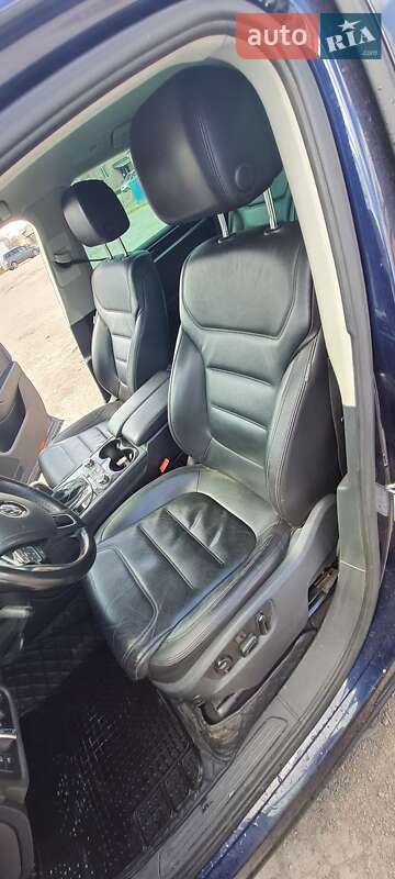 Внедорожник / Кроссовер Volkswagen Touareg 2012 в Киеве фото 15 Внедорожник / Кроссовер Volkswagen Touareg 2012 в Киеве