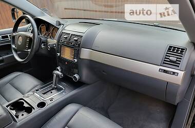 Позашляховик / Кросовер Volkswagen Touareg 2005 в Полтаві