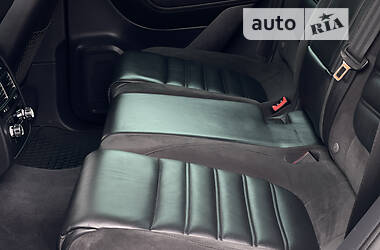 Внедорожник / Кроссовер Volkswagen Touareg 2012 в 