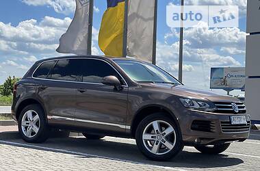 Внедорожник / Кроссовер Volkswagen Touareg 2010 в Мукачево