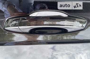Позашляховик / Кросовер Volkswagen Touareg 2021 в Житомирі