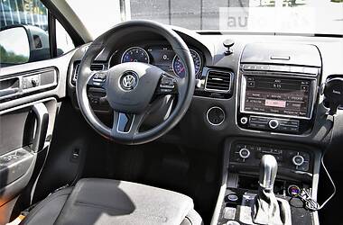 Внедорожник / Кроссовер Volkswagen Touareg 2015 в Харькове