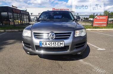 Внедорожник / Кроссовер Volkswagen Touareg 2008 в Киеве