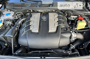 Внедорожник / Кроссовер Volkswagen Touareg 2015 в Любомле