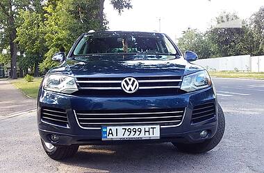 Внедорожник / Кроссовер Volkswagen Touareg 2013 в Боярке