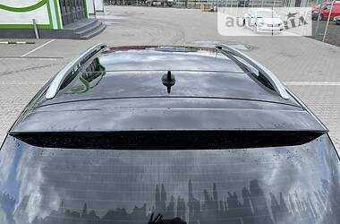 Внедорожник / Кроссовер Volkswagen Touareg 2012 в 
