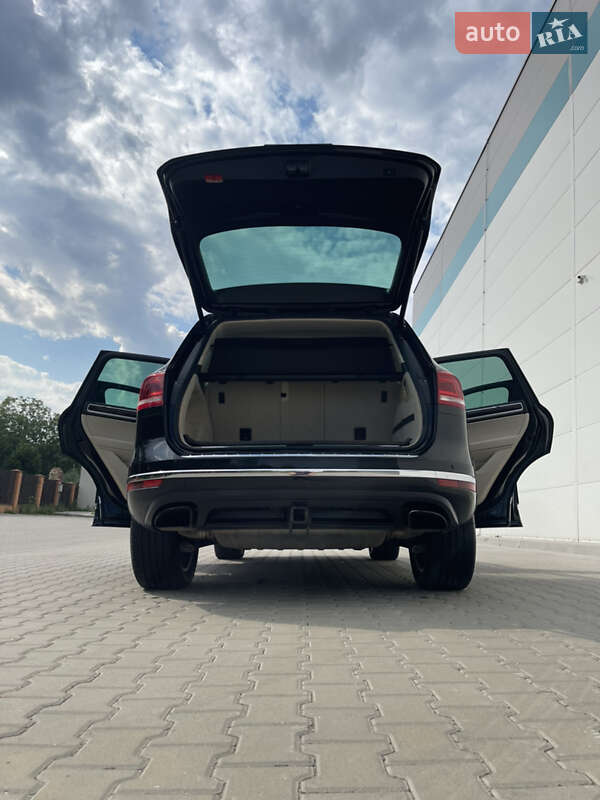 Внедорожник / Кроссовер Volkswagen Touareg 2015 в Киеве фото 8 Внедорожник / Кроссовер Volkswagen Touareg 2015 в Киеве