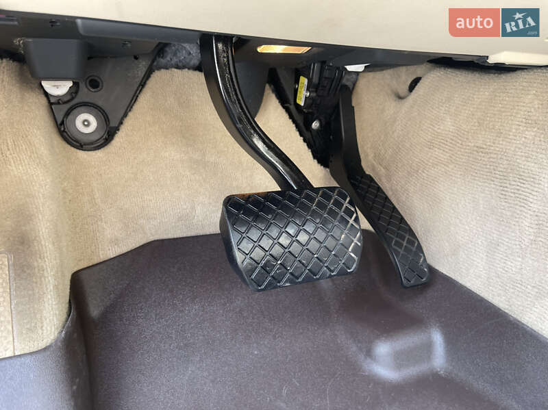 Внедорожник / Кроссовер Volkswagen Touareg 2015 в Киеве фото 42 Внедорожник / Кроссовер Volkswagen Touareg 2015 в Киеве