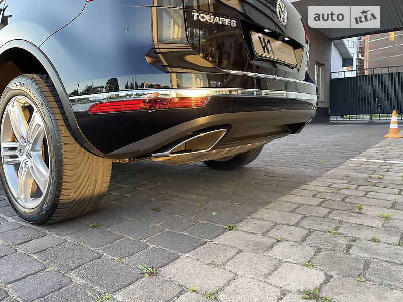 Позашляховик / Кросовер Volkswagen Touareg 2014 в Луцьку