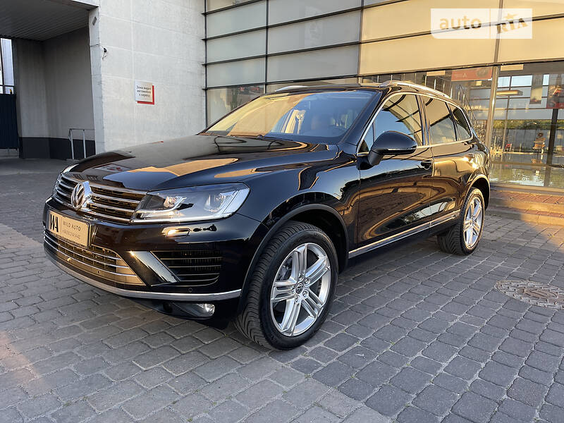 Позашляховик / Кросовер Volkswagen Touareg 2014 в Луцьку