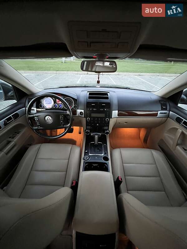 Позашляховик / Кросовер Volkswagen Touareg 2009 в Бродах