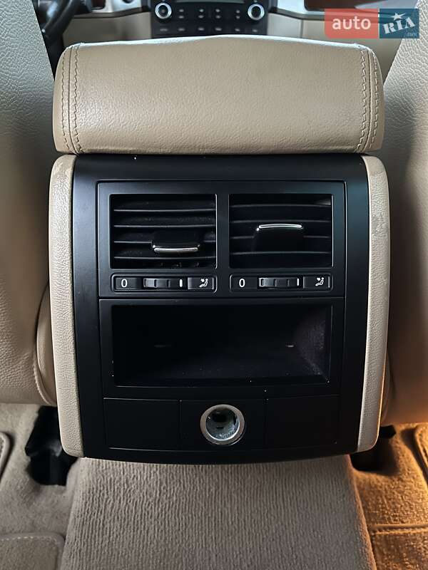 Позашляховик / Кросовер Volkswagen Touareg 2009 в Бродах