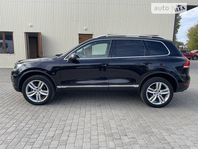 Внедорожник / Кроссовер Volkswagen Touareg 2010 в Бердичеве