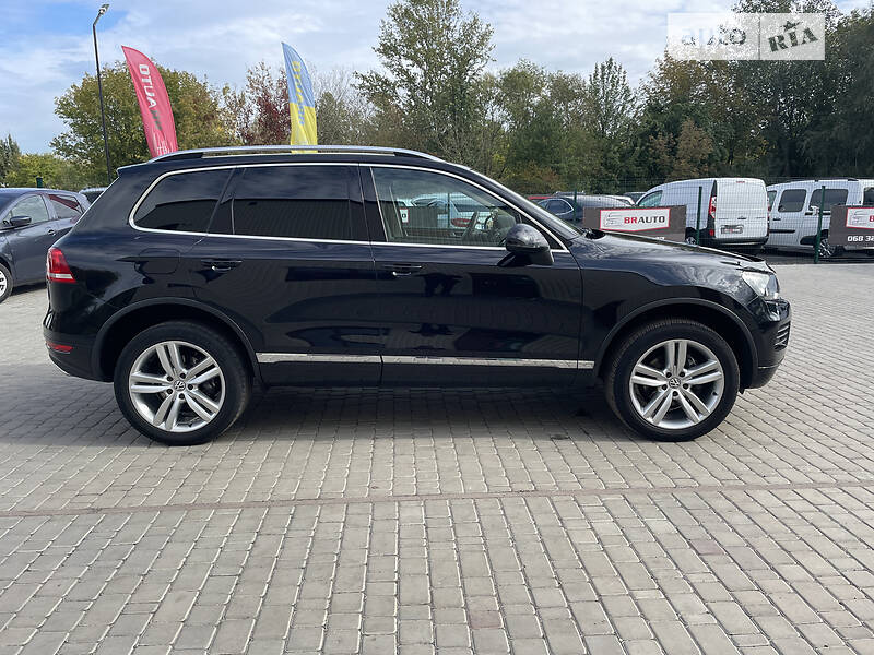 Внедорожник / Кроссовер Volkswagen Touareg 2010 в Бердичеве